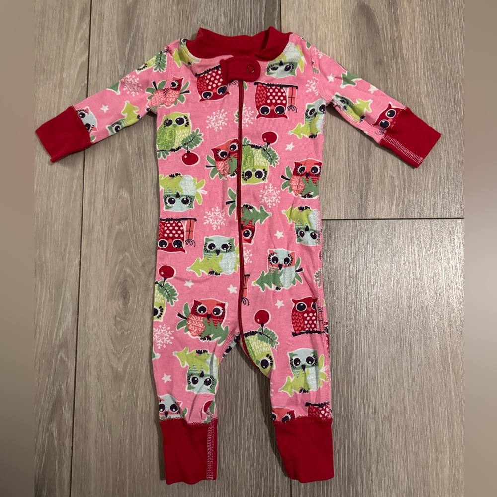 Hanna Andersson Pink and Red Owl Print Footie